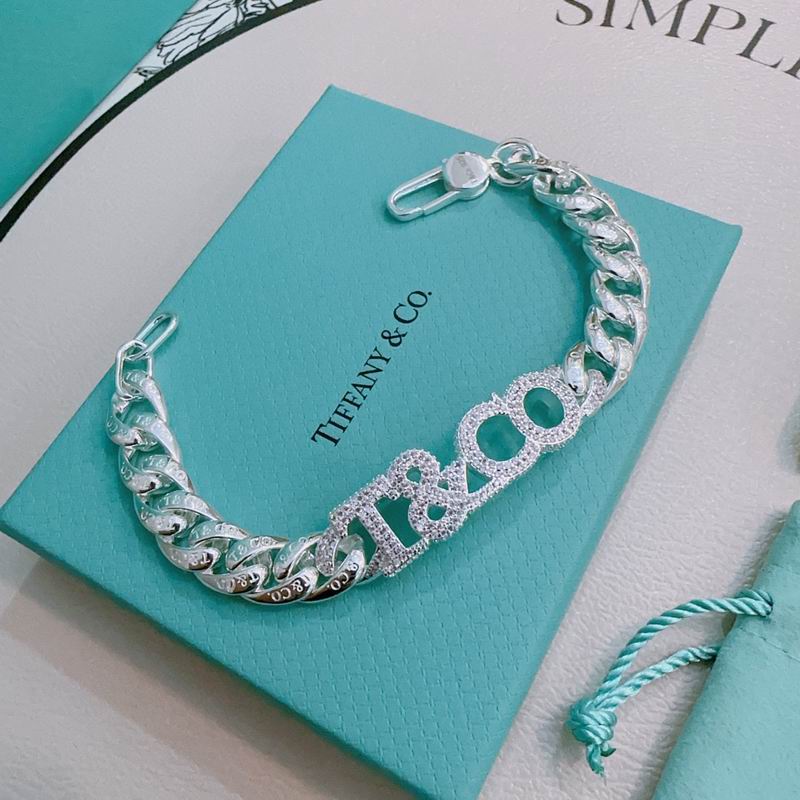 Tiffany bracelet 05yxh10